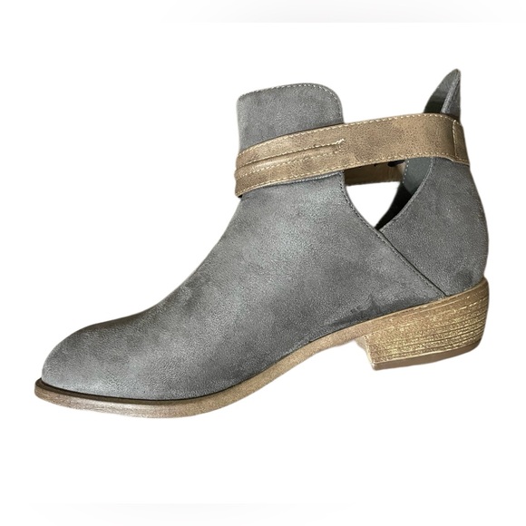 NEW Grey Side Slit Cut-Out Booties - Picture 8 of 10